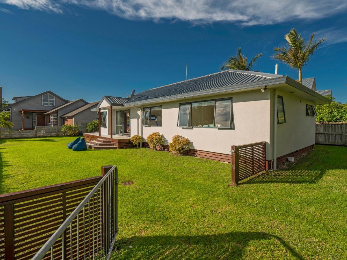 Sunlight Bach - Whitianga Holiday Home Eksteriør billede